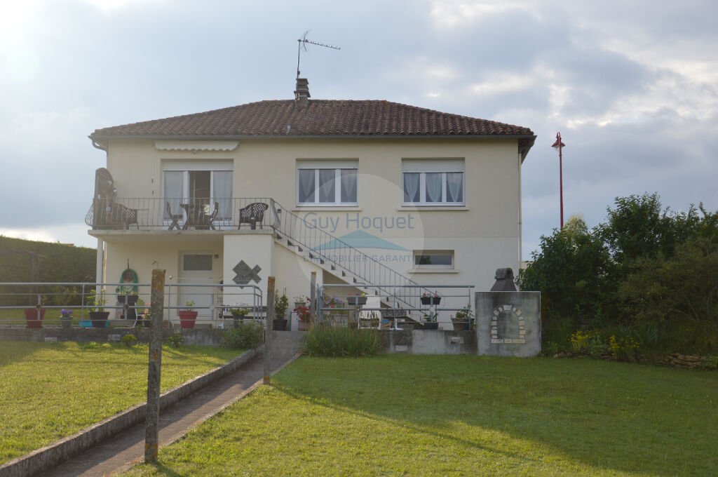 Maison 4 pièces, deux garages  en vente à SAINT AUBIN LE CLOUD