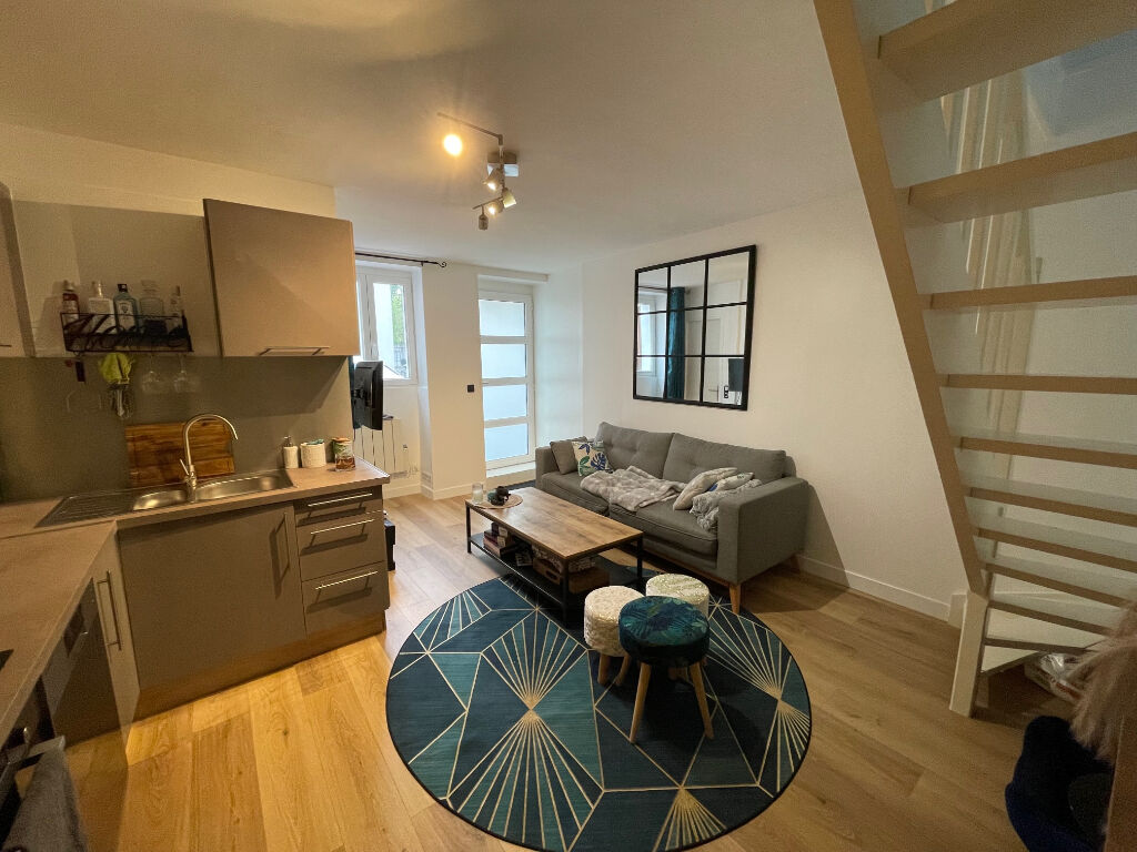 SOLERS : appartement F2 (37 m²) à vendre