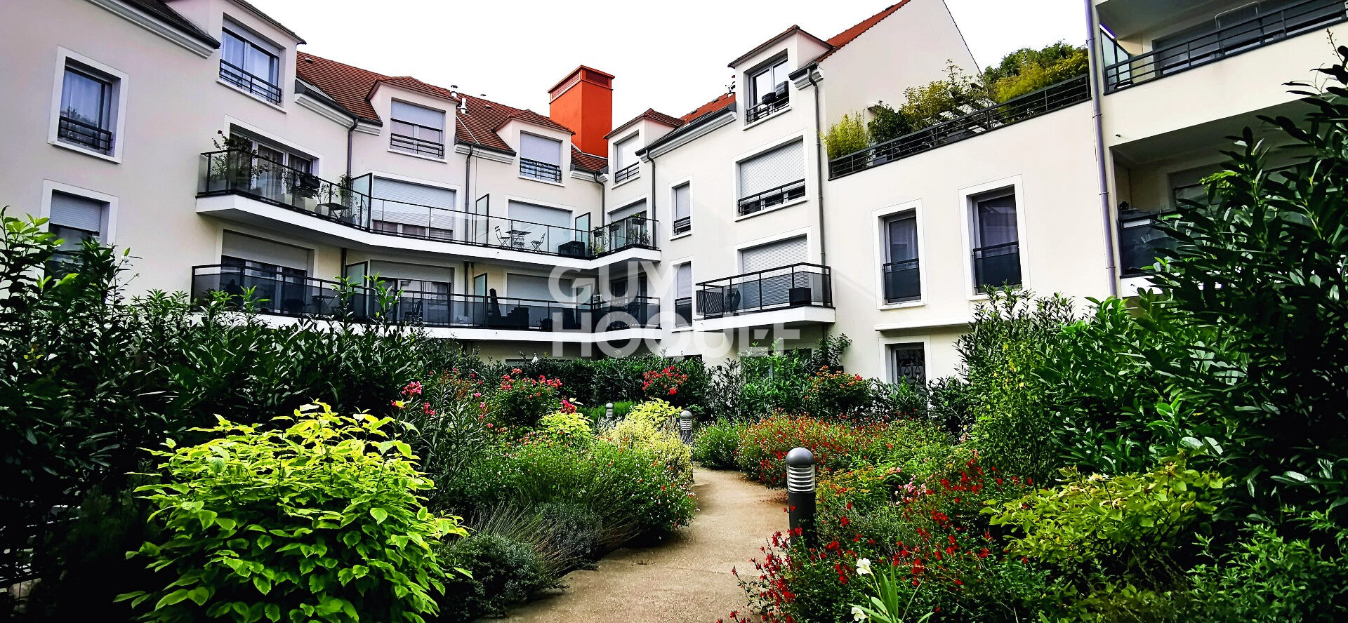 Appartement T3 (72,97 m² Carrez) en vente à OZOIR LA FERRIERE