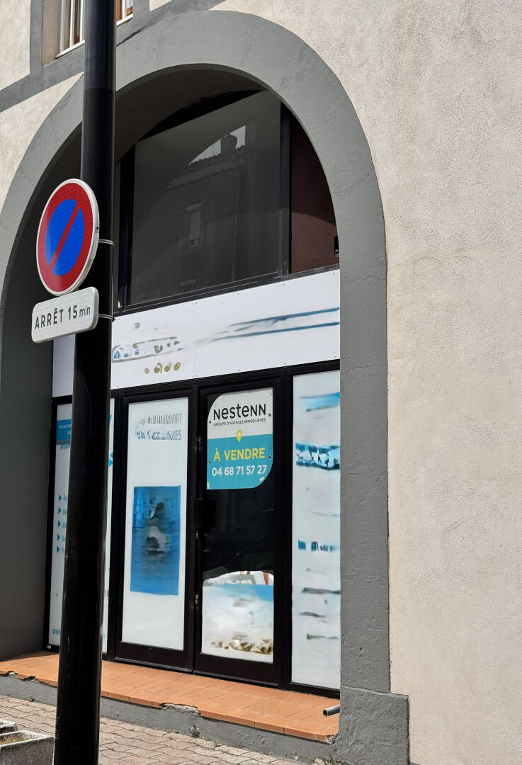 Photo Local commercial 160 m² en emplacement stratégique, vitrine sur avenue image 4/6