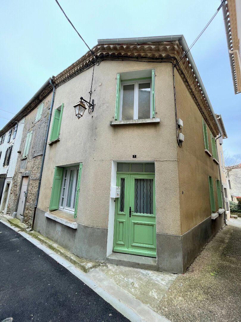Photo Maison de village rénovée de type 3 à Villegailhenc avec deux chambres et stationnement proche image 1/6