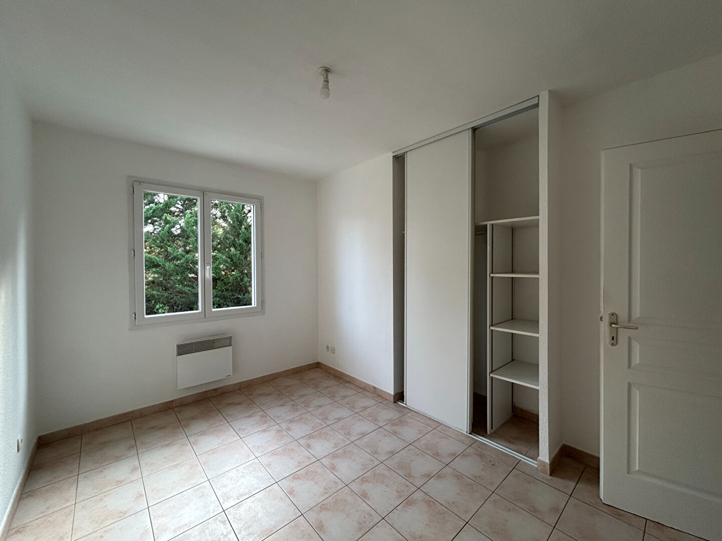 Photo CARCASSONNE  SUD - Maison 88 m² - type 4 - jardin garage. image 6/6