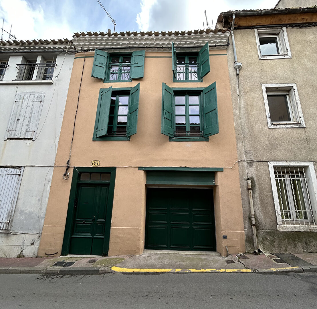 Photo Appartement T2 meublé 1er étage Bastide Carcassonne avec séjour et grande chambre équipée image 3/6