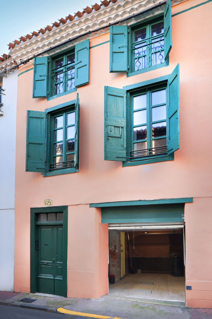 Duplex T3 meublé avec deux chambres disposant chacune d'une salle d'eau au coeur de la Bastide à Carcassonne