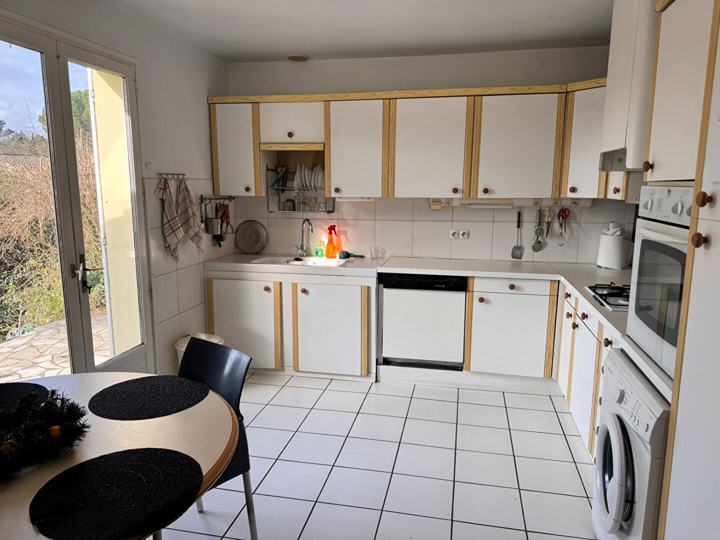 Photo Carcassonne Grazailles pavillon plain-pied 101 m² sous-sol complet 3 chambres terrain 423 m² terrasses sans vis-à-vis cheminée insert image 4/6