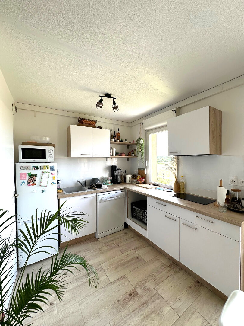 Photo Appartement T2bis à louer Berriac résidence sécurisée vue Montagne Noire image 3/6