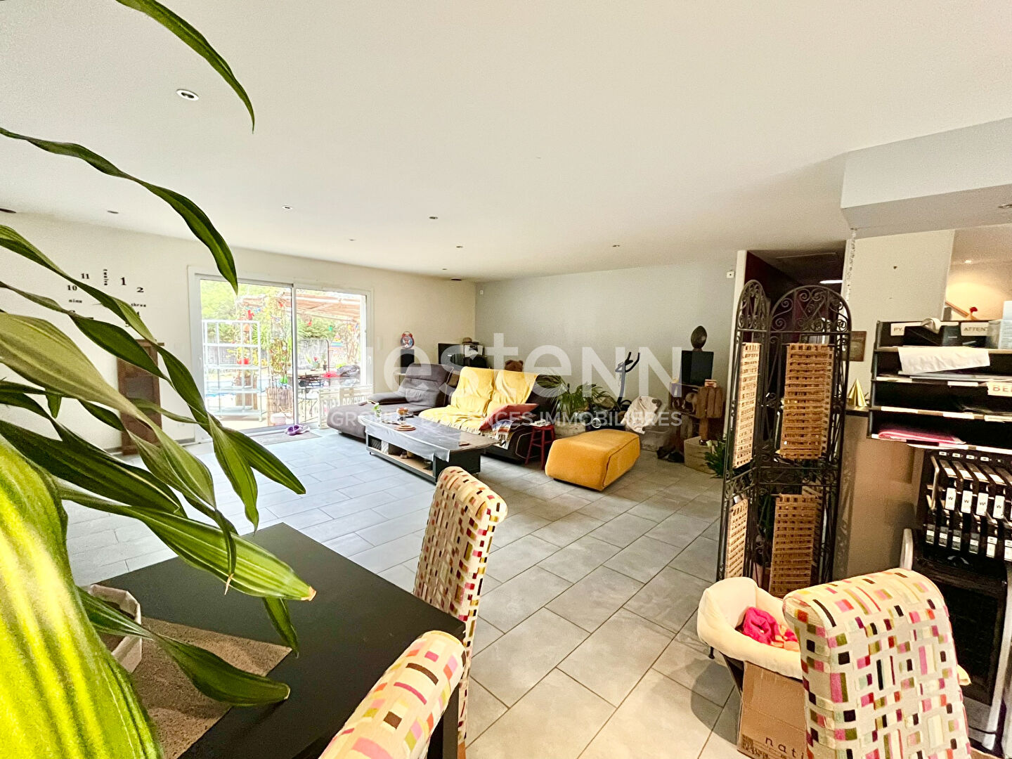 Photo Villa plain-pied 140 m² - 3 chambres, piscine et cuisine d'été sur 1200 m² à Aigues-Vives image 4/6