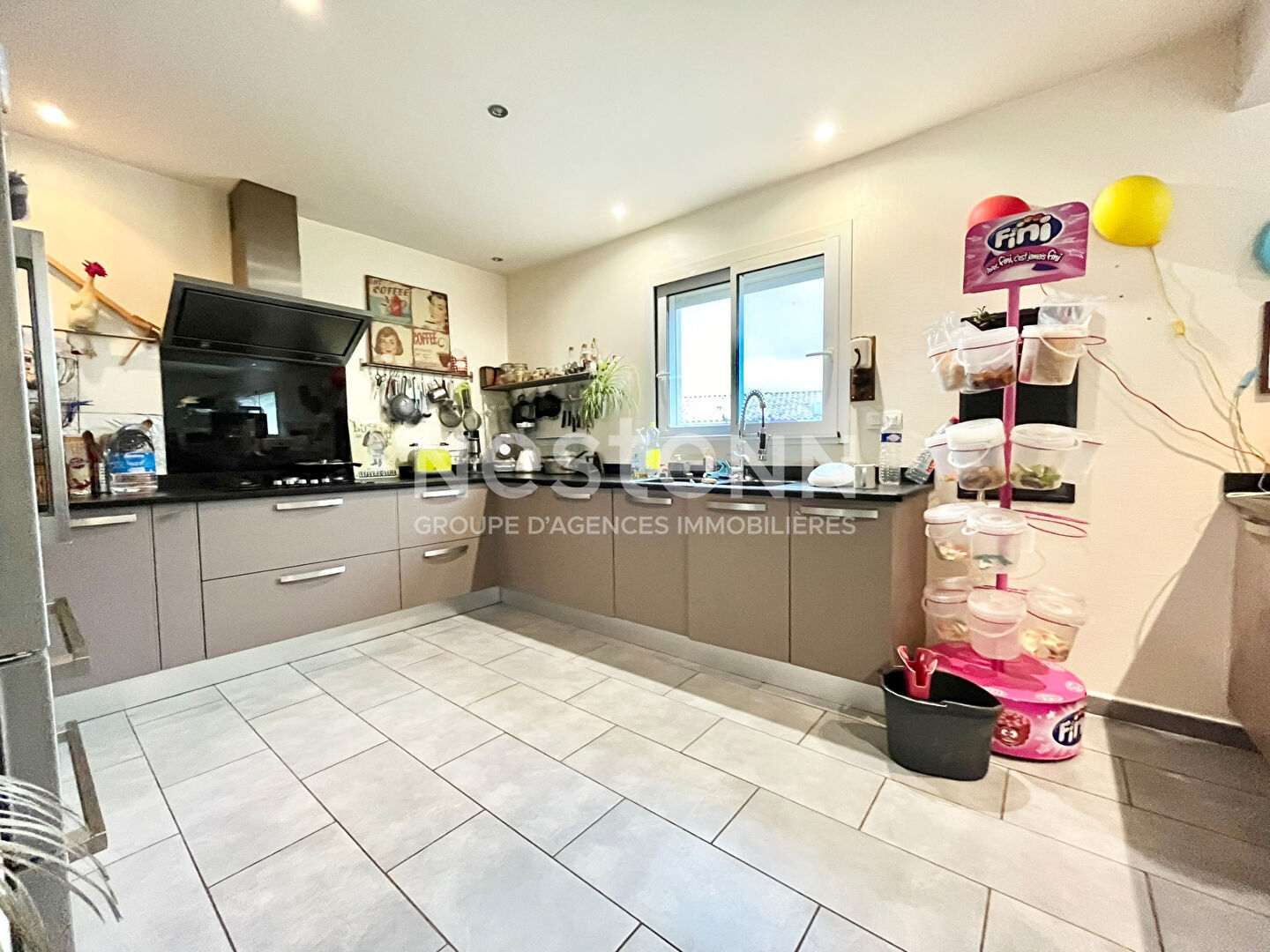 Photo Villa plain-pied 140 m² - 3 chambres, piscine et cuisine d'été sur 1200 m² à Aigues-Vives image 5/6