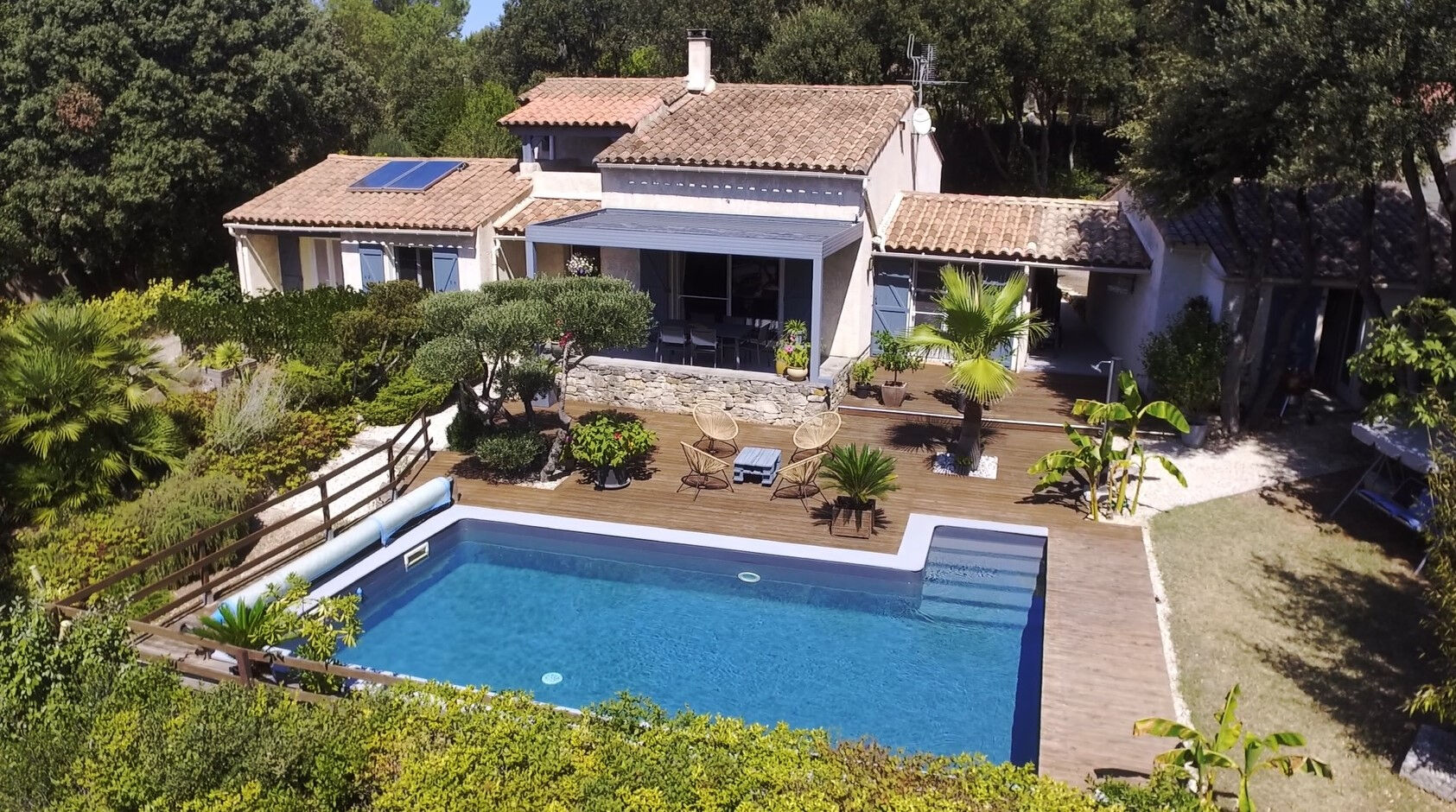Villa 160 m² sur 1600 m² avec piscine, garage et environnement préservé