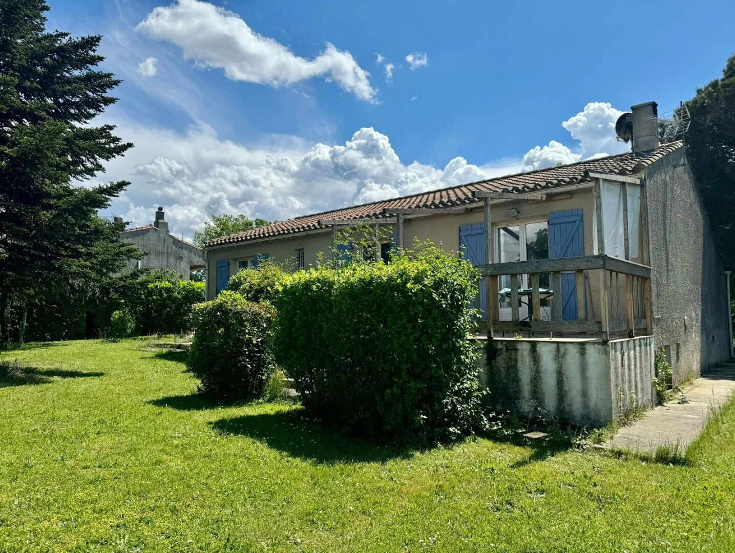 Photo Villa plain-pied louée, jardin 1700 m² et garage 40 m², à 5 minutes de Carcassonne image 2/6