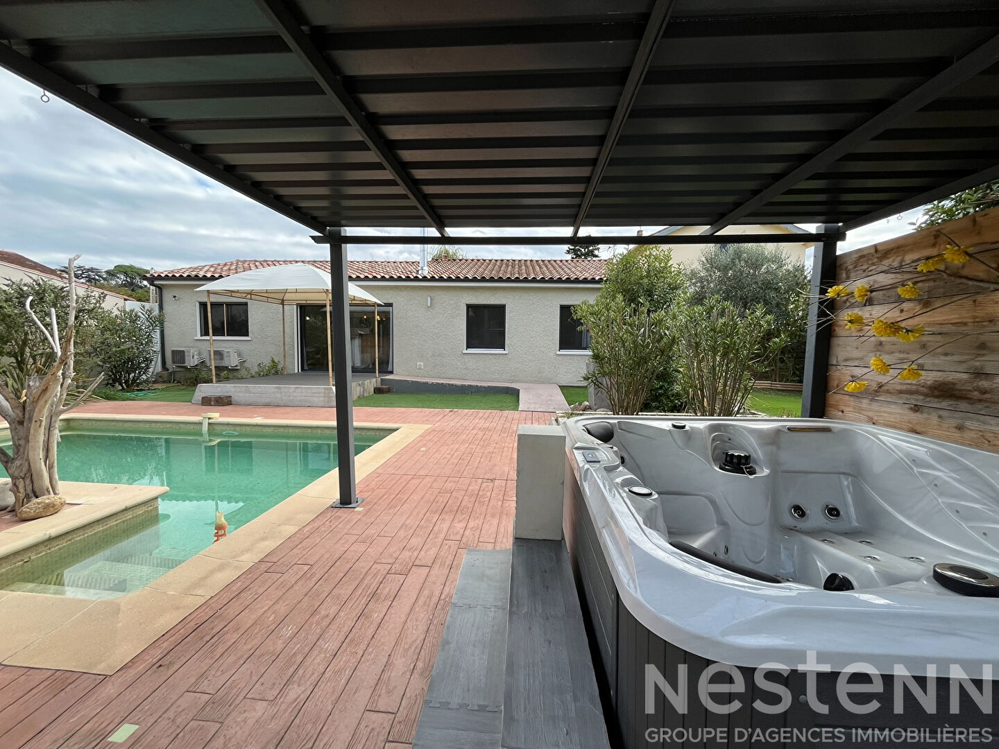 Maison récente 109 m² avec piscine jacuzzi et terrain 832 m² à Limoux