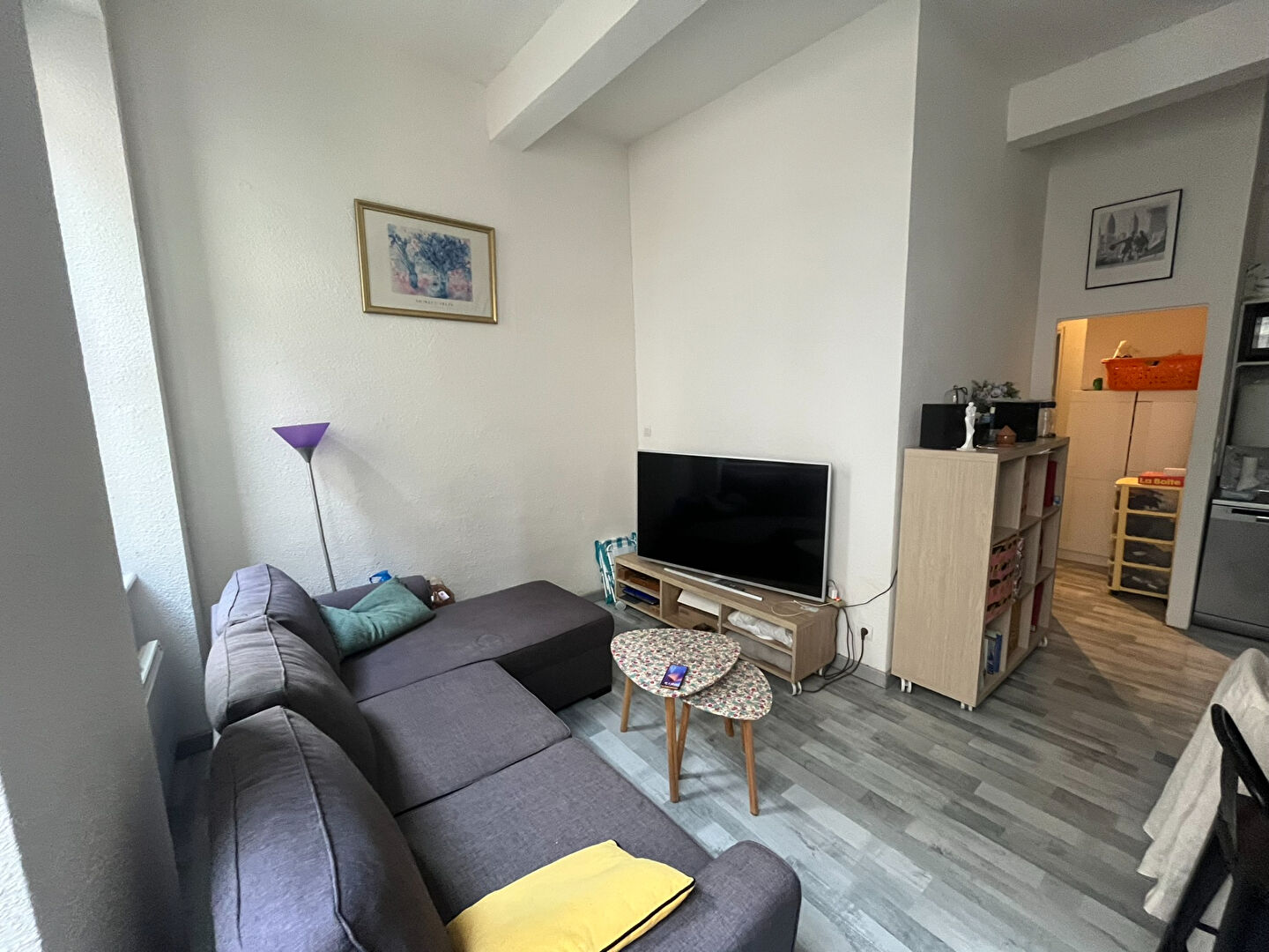 Photo Immeuble centre-ville Carcassonne composé local commercial et deux appartements avec cour cave et bon potentiel image 6/6