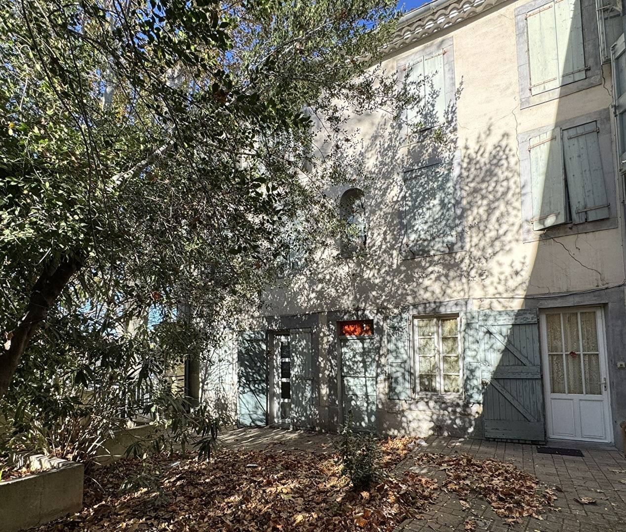 Photo Immeuble de rapport Carcassonne 4 appartements loués 220 m² bon emplacement image 1/4