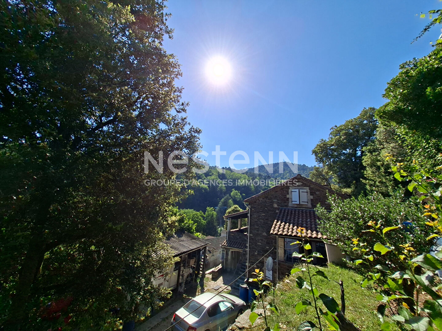 Maison familiale au calme avec terrain et vue