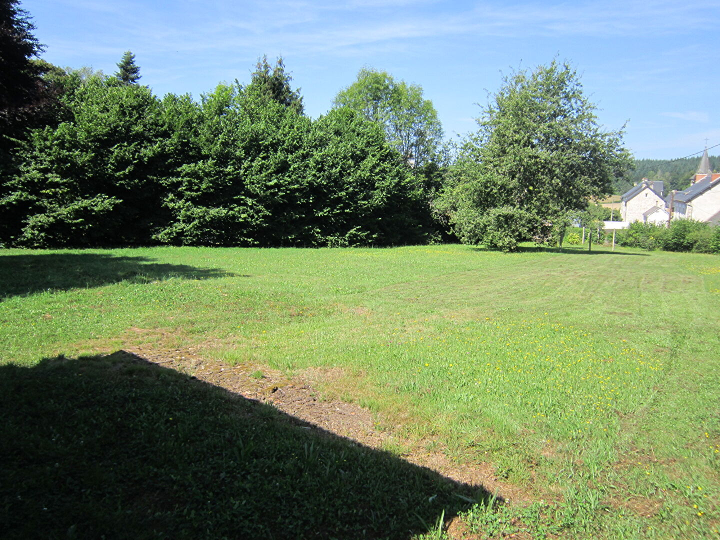 Terrain à Bâtir * 19200 Aix * 22 400  €