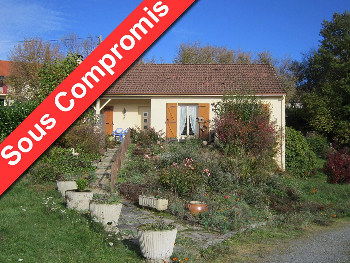 Maison * 5 Pièces * 100 M² * 23100 La Courtine * 158 000  €