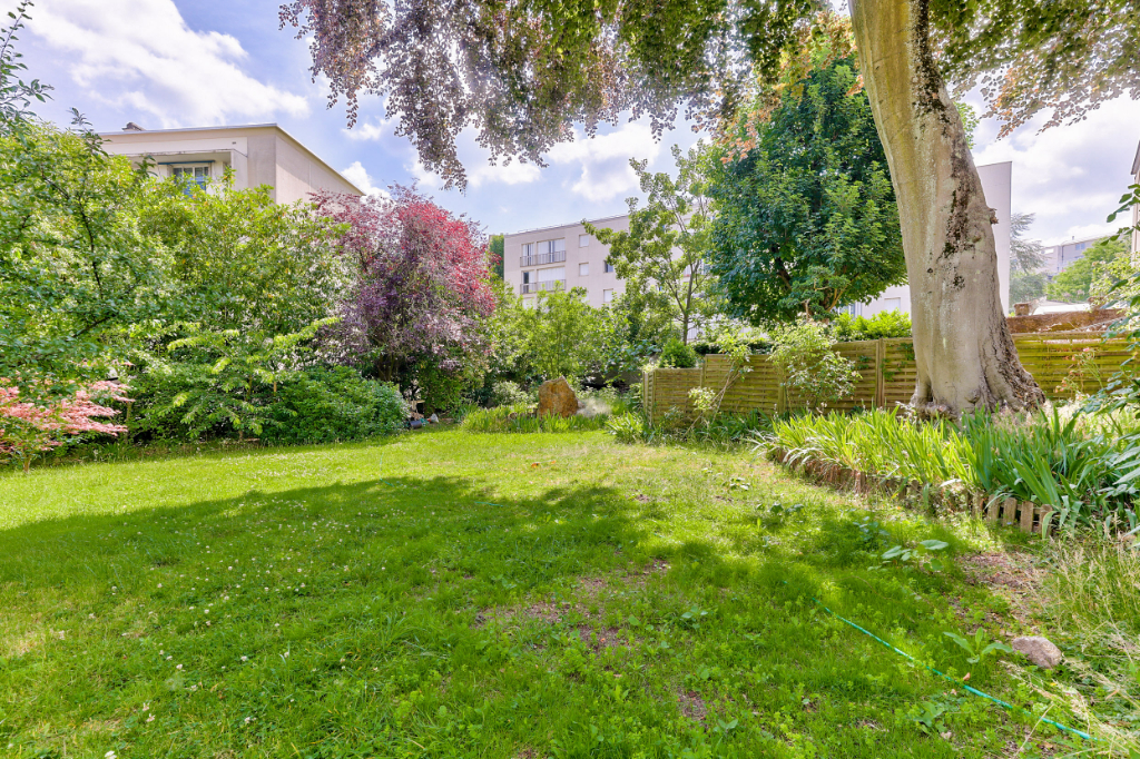 Vente Maison de 11 pièces 369 m² - CLAMART 92140 | RIVE OUEST IMMOBILIER - CLAMART MAIRIE - AR photo6
