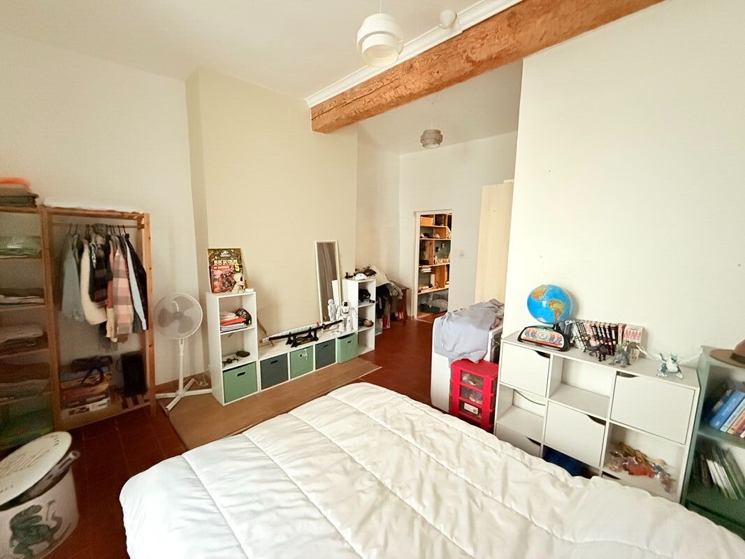 Photo Grand appartement  de  54m²  environ . image 5/6