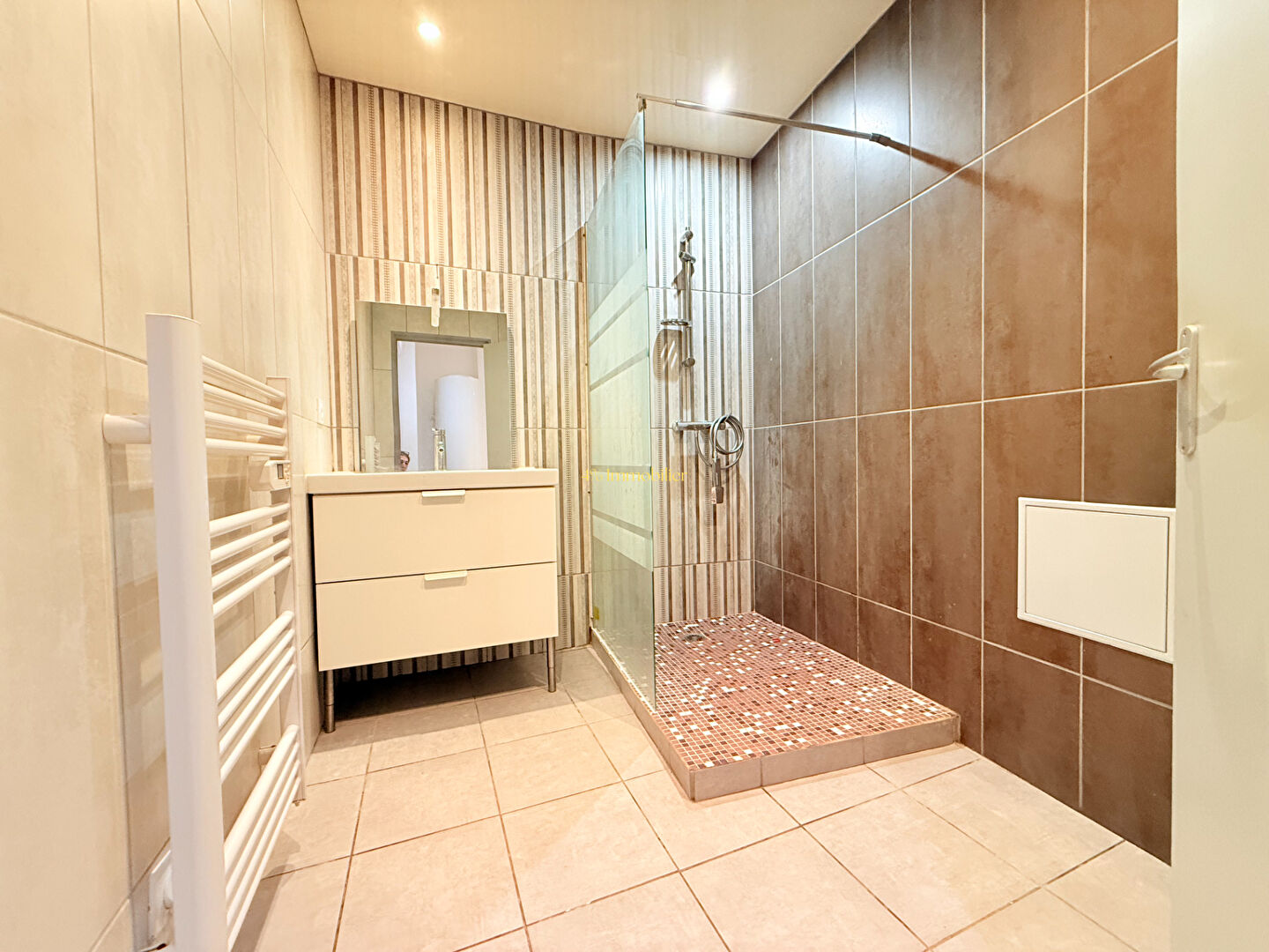 Photo Immeuble Agde 3 appartements rénovés image 5/6