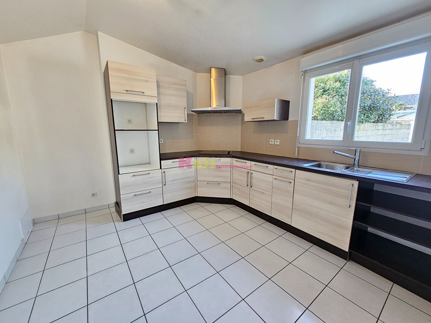 Photo Immeuble Guipavas Local et appartement duplex 3 chbres image 5/6