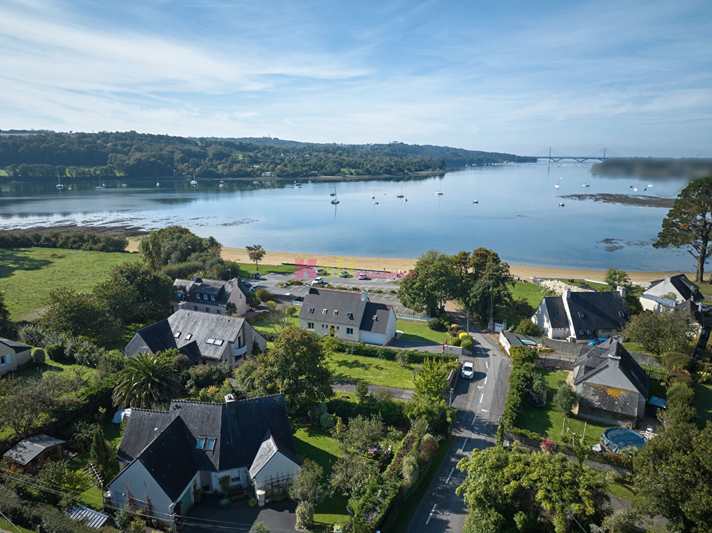 Photo Maison Guipavas Les pieds dans l'eau LE DOUVEZ image 5/6