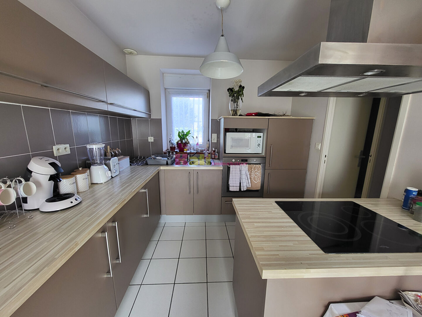 Photo Maison divisée en 2 logements - Ploudaniel image 3/6