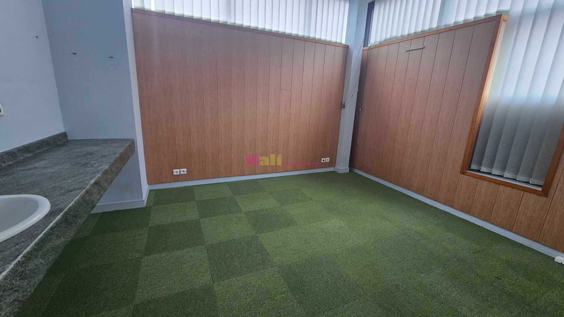 Photo Local PROFESSIONNEL à vendre à Guipavas COATAUDON image 2/6