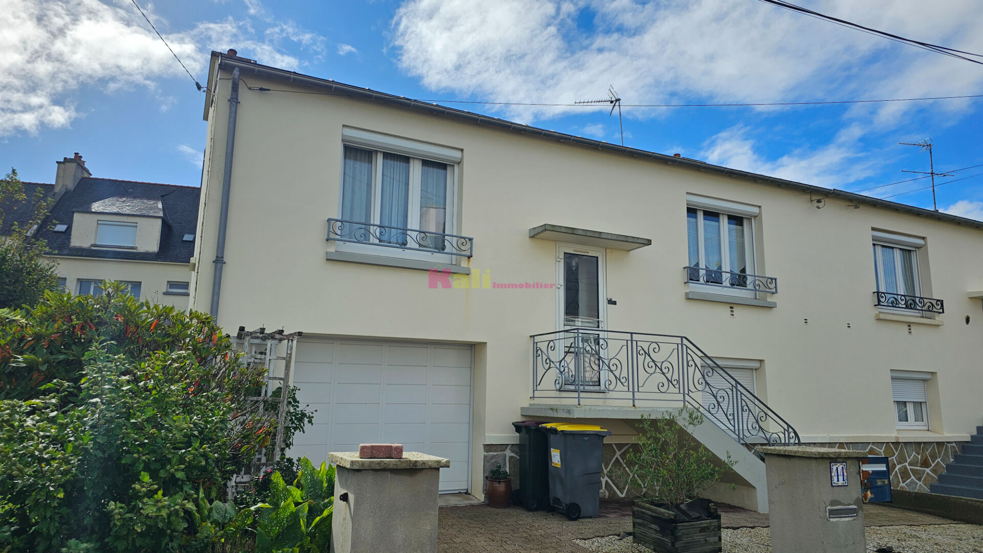 Maison à vendre à Guipavas - 4 chambres et jardin