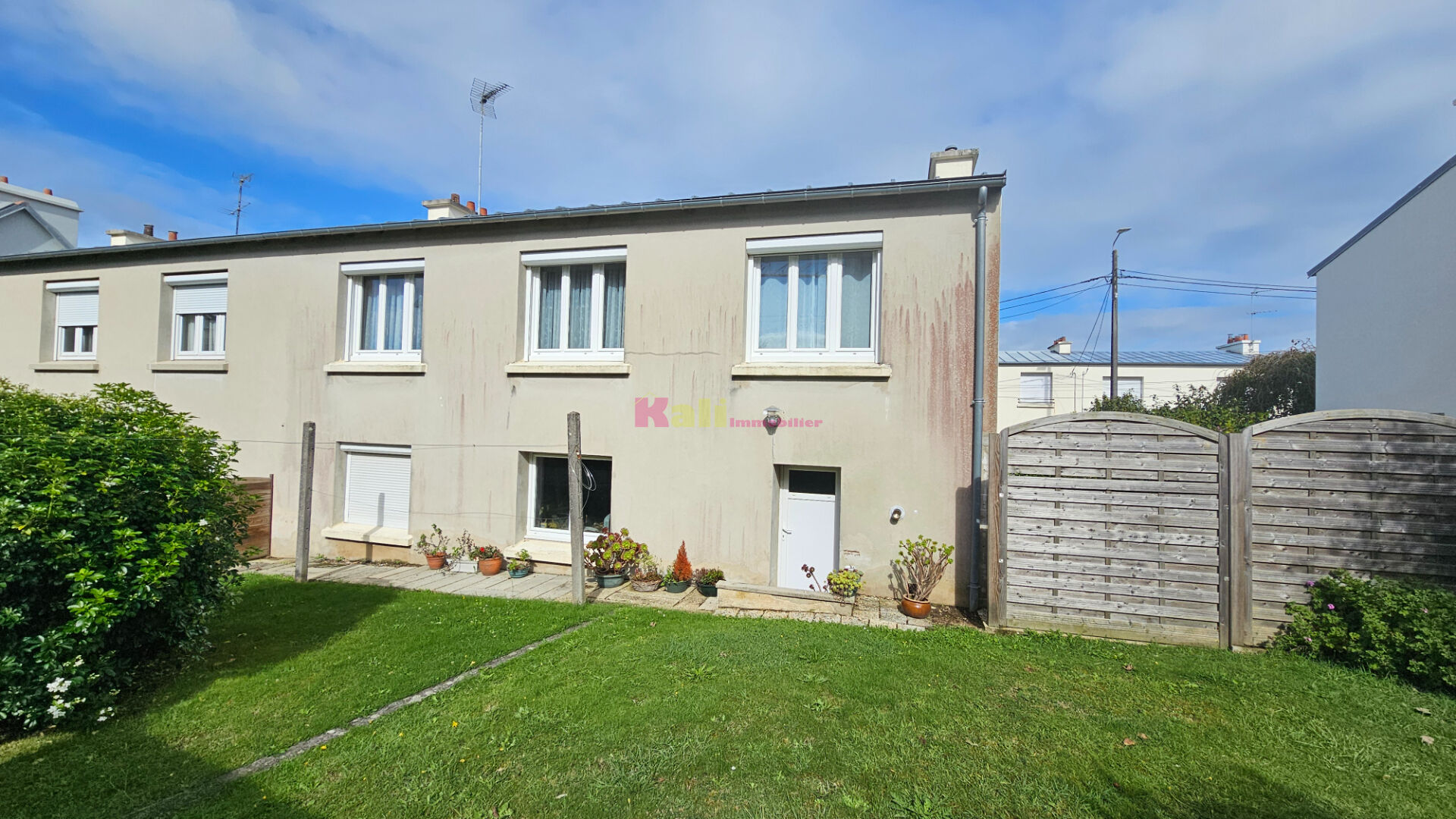 Maison à vendre à Guipavas - 4 chambres et jardin