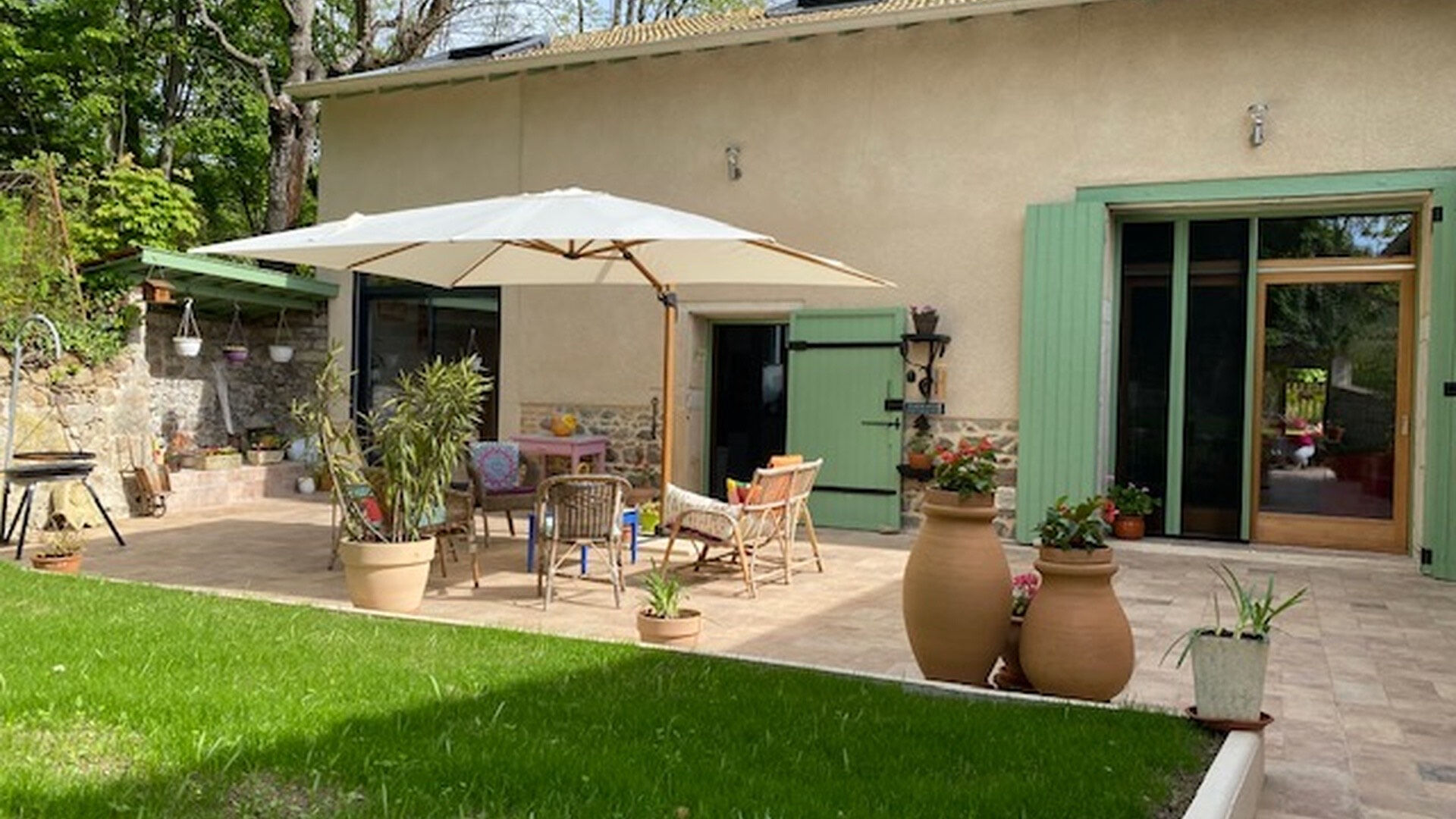 Photo Maison Quincie En Beaujolais 6 pièce(s) 150 m2 image 2/6