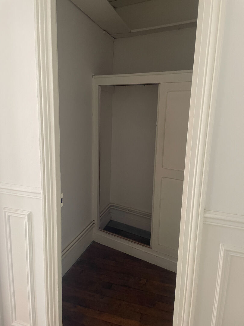 Paris Appartement&nbsp;2 274&nbsp;&euro;