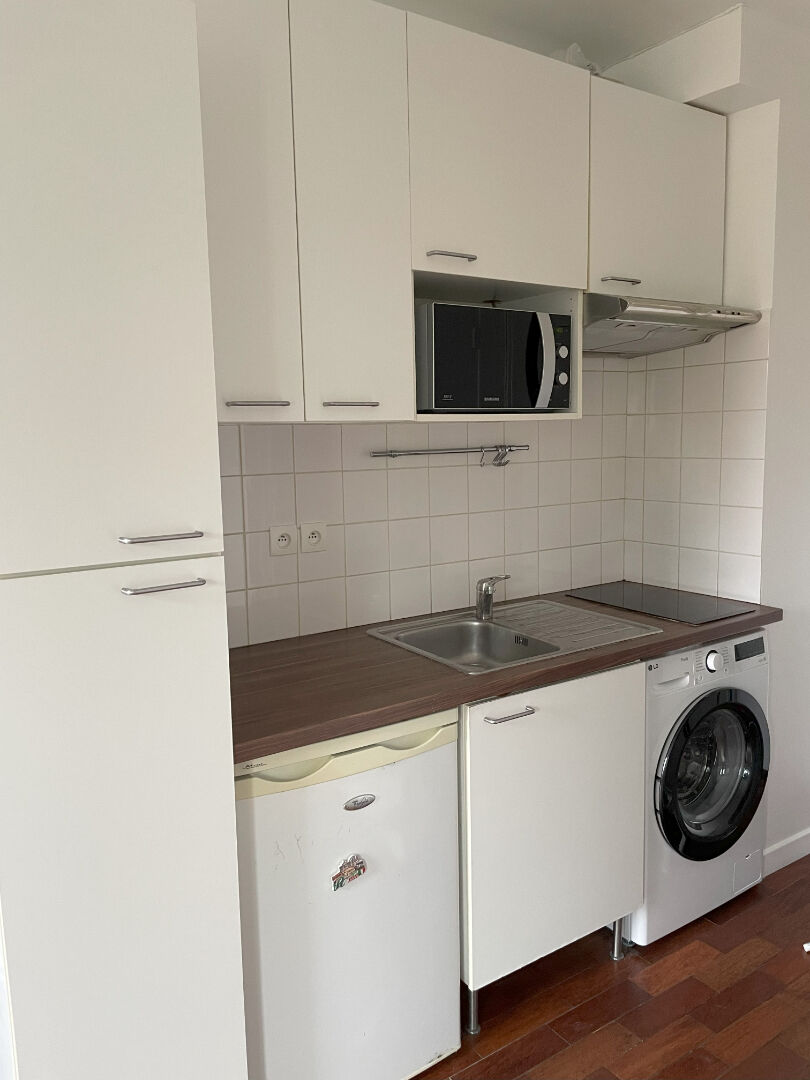 Paris Appartement&nbsp;1 050&nbsp;&euro;