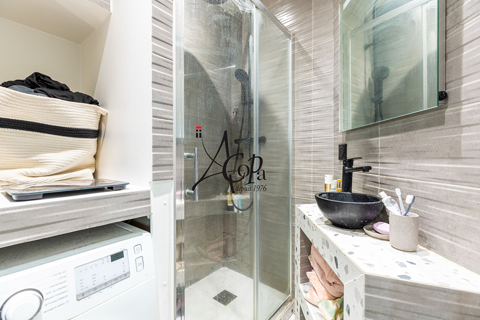 Paris Appartement&nbsp;300 000&nbsp;&euro;