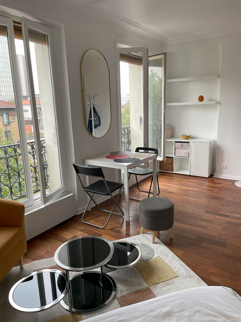 Paris Appartement&nbsp;1 050&nbsp;&euro;
