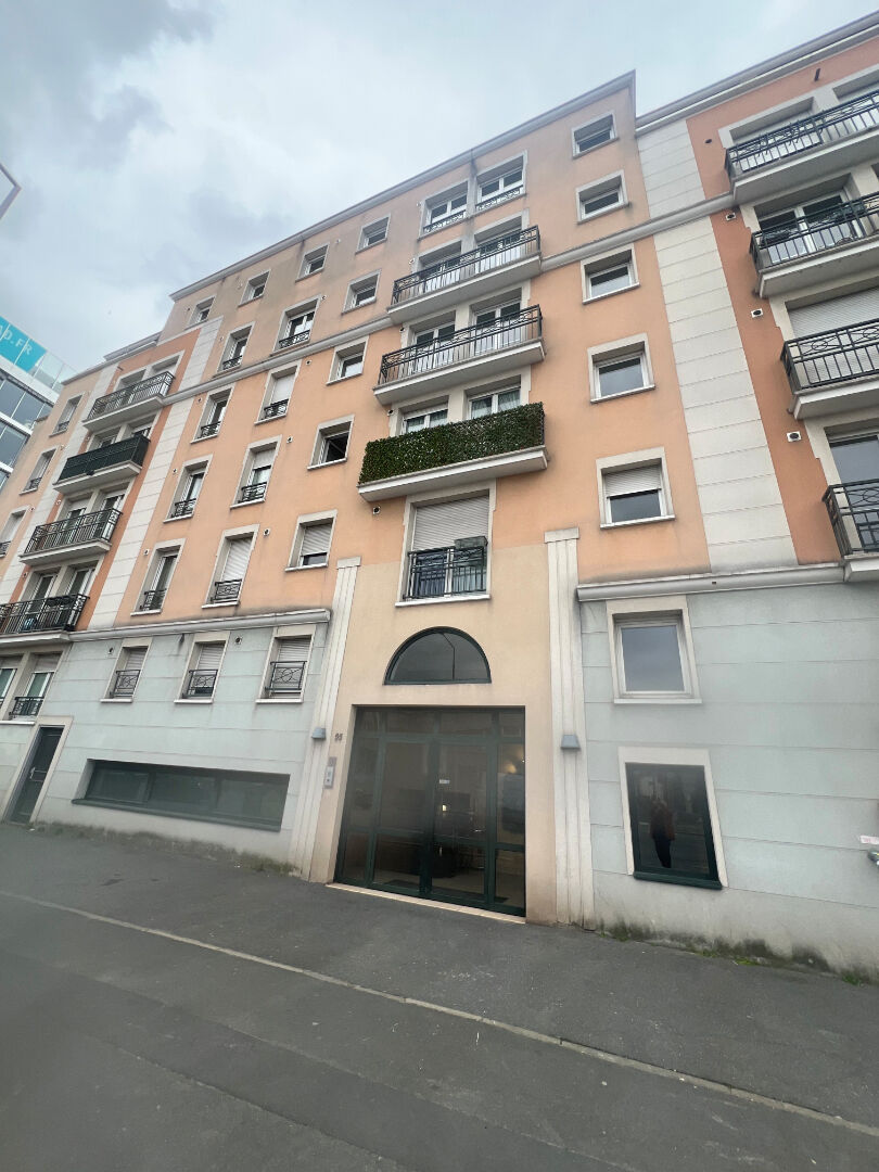 SAINT DENIS
 Appartement&nbsp;305 000&nbsp;&euro;