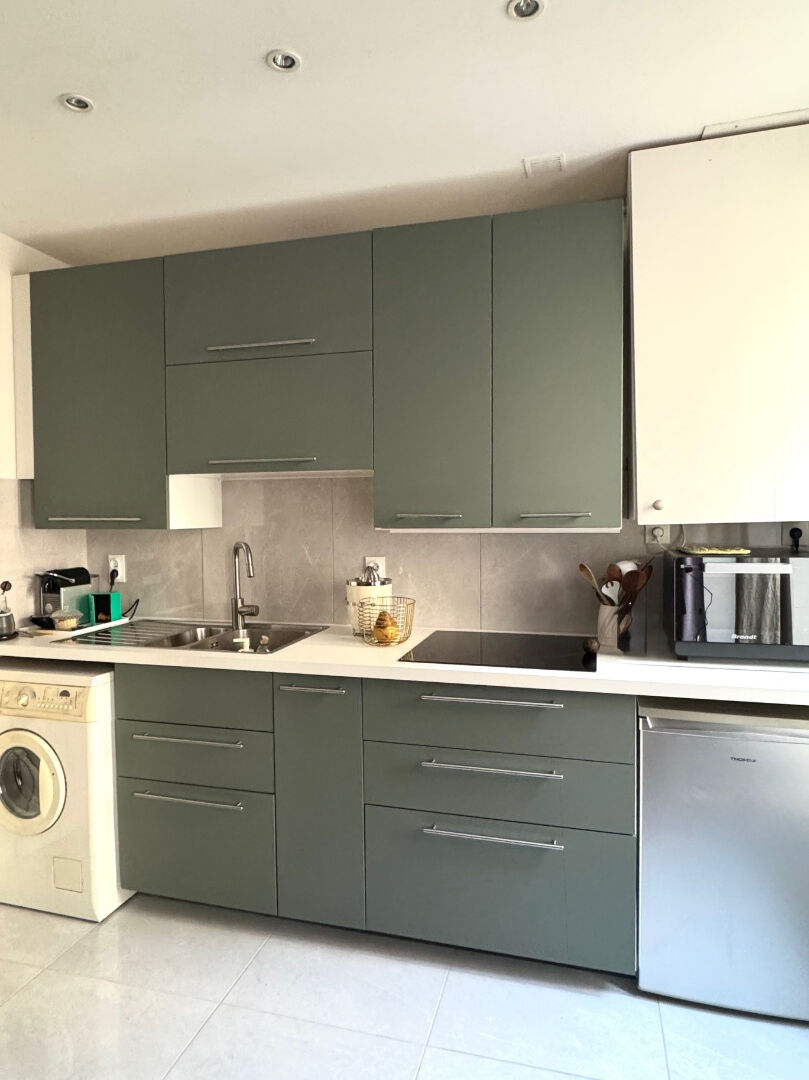 Paris Appartement&nbsp;1 400&nbsp;&euro;