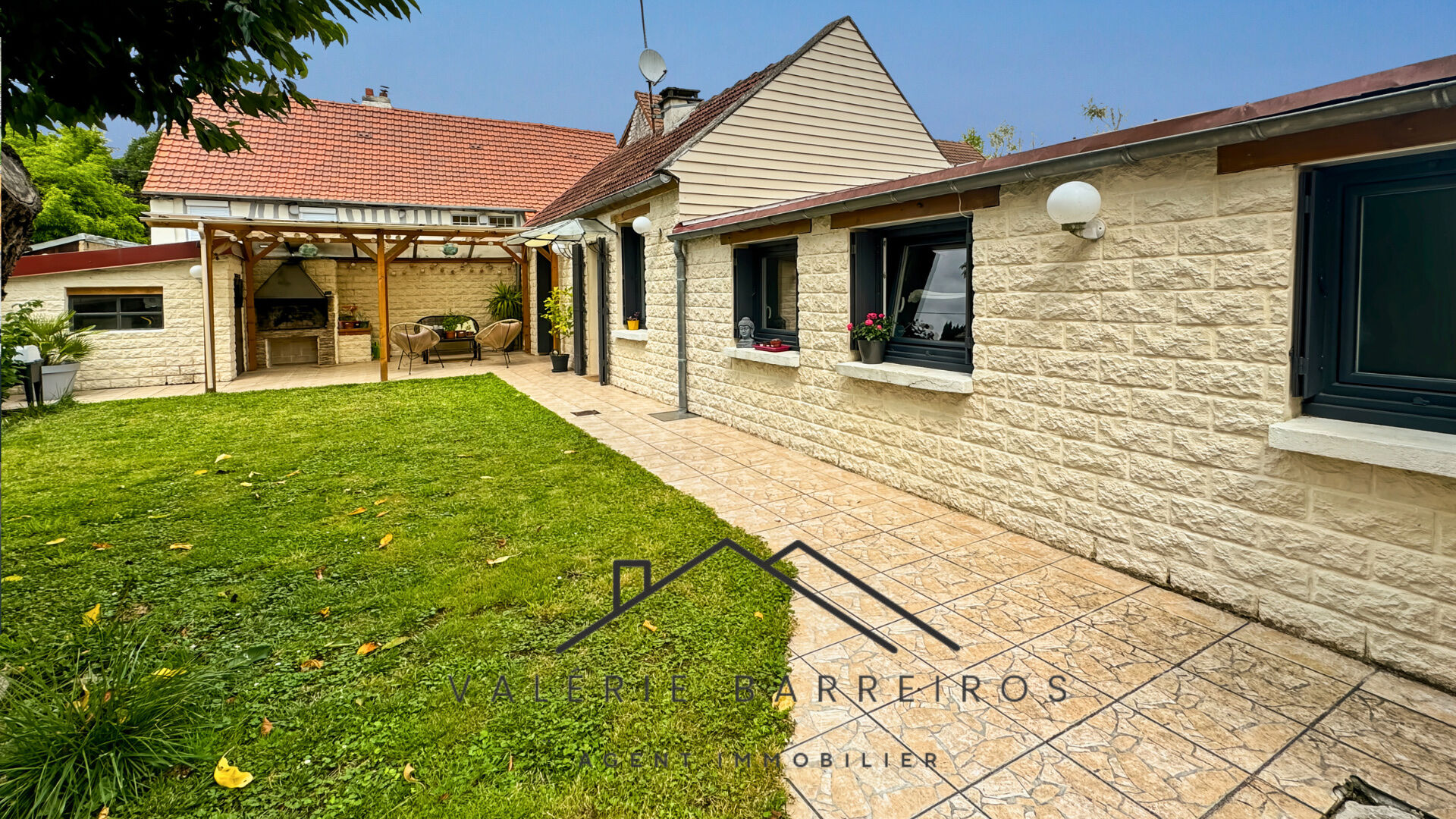 LONGERE TOURVILLE LA RIVIERE - 5 pièce(s) - 67 m2