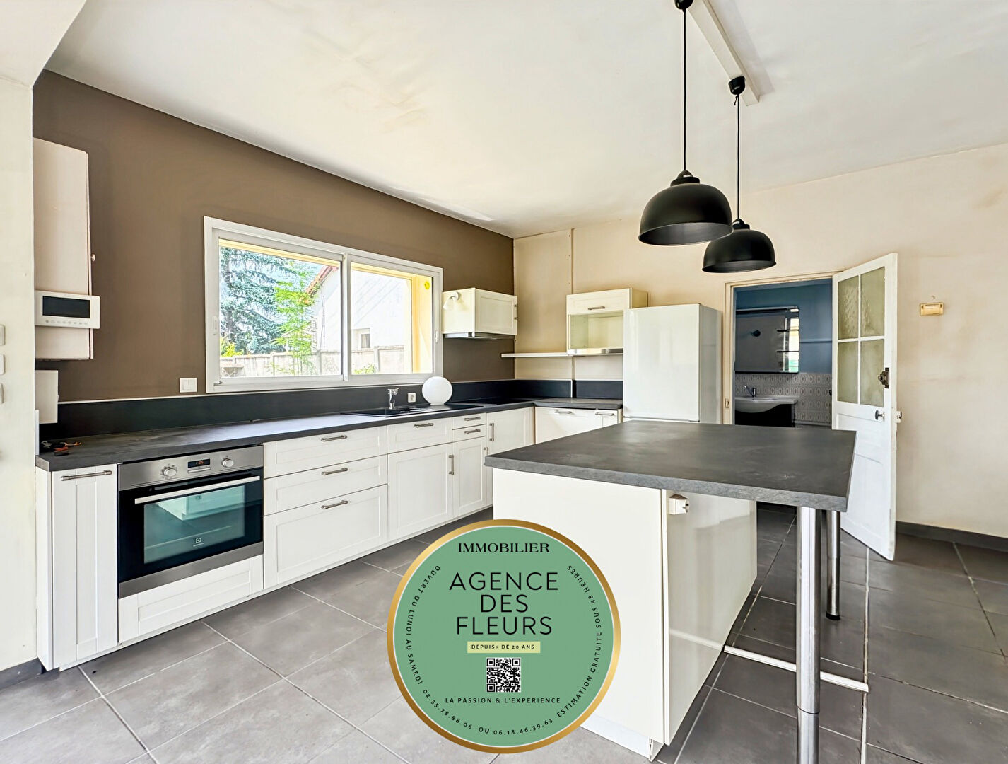 PAVILLON ST AUBIN LES ELBEUF - 4 pièce(s) - 79 m2