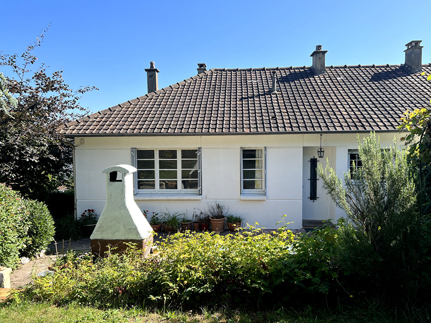 A saisir maison de plain pied de 70 m² habitable sur 800 m² de terrain commune de ELBEUF