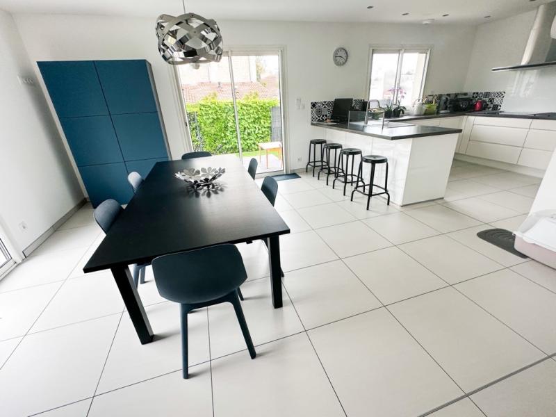 Photo pavillon recent SUR LA COMMUNE DE TOURVILLE LA RIVIERE - 7 pièce(s) - 154 m2 image 5/6