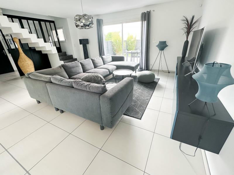 Photo pavillon recent SUR LA COMMUNE DE TOURVILLE LA RIVIERE - 7 pièce(s) - 154 m2 image 6/6