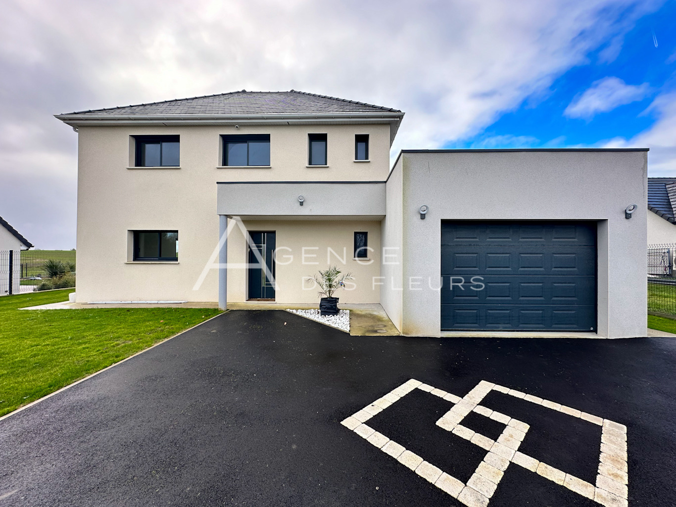 MAISON   de style CONTEMPORAIN COMMUNE du Thuit de l'Oison (27370)