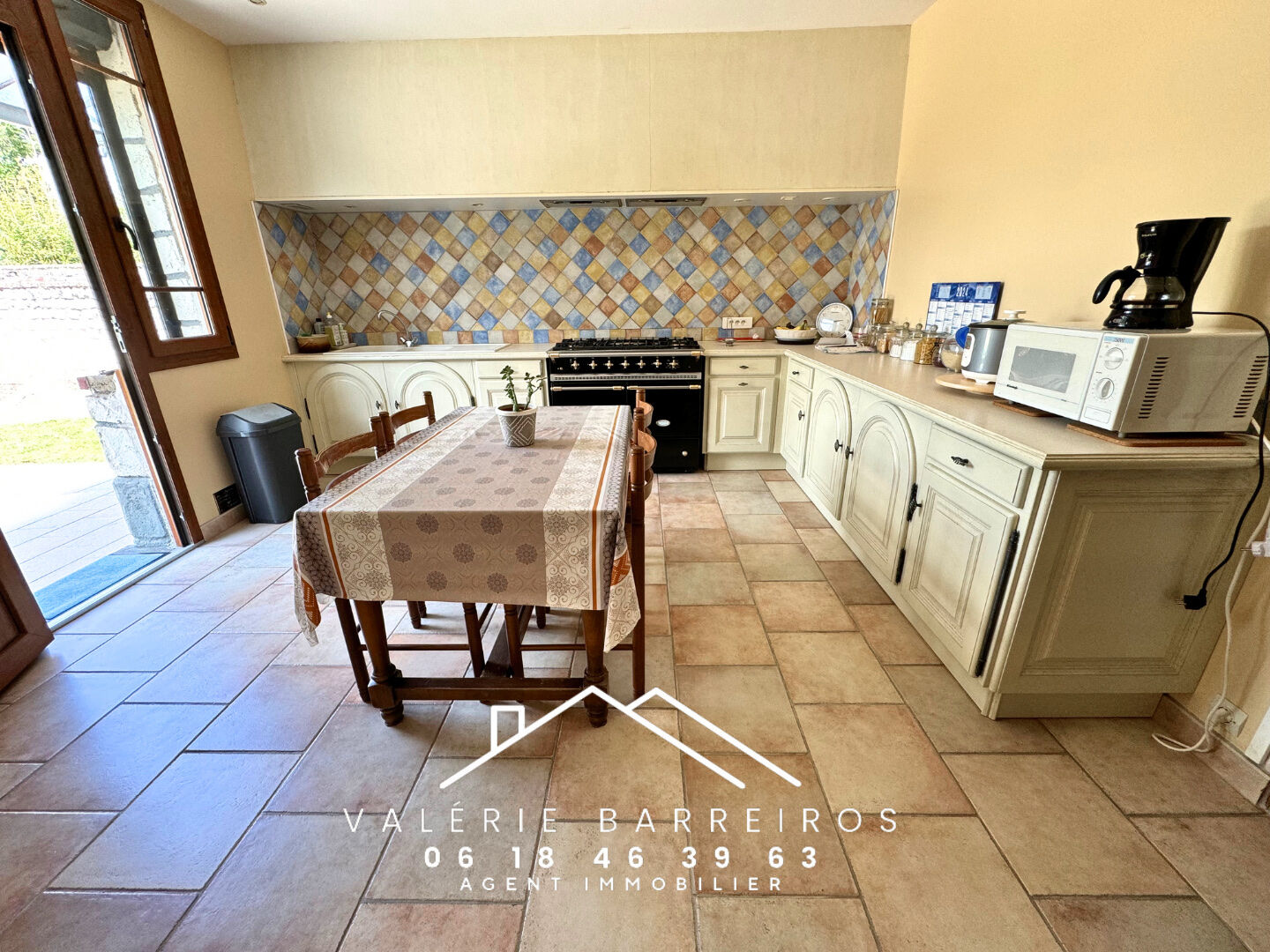 Photo Maison sur la commune de Saint Aubin Les Elbeuf 142 m2 image 2/6