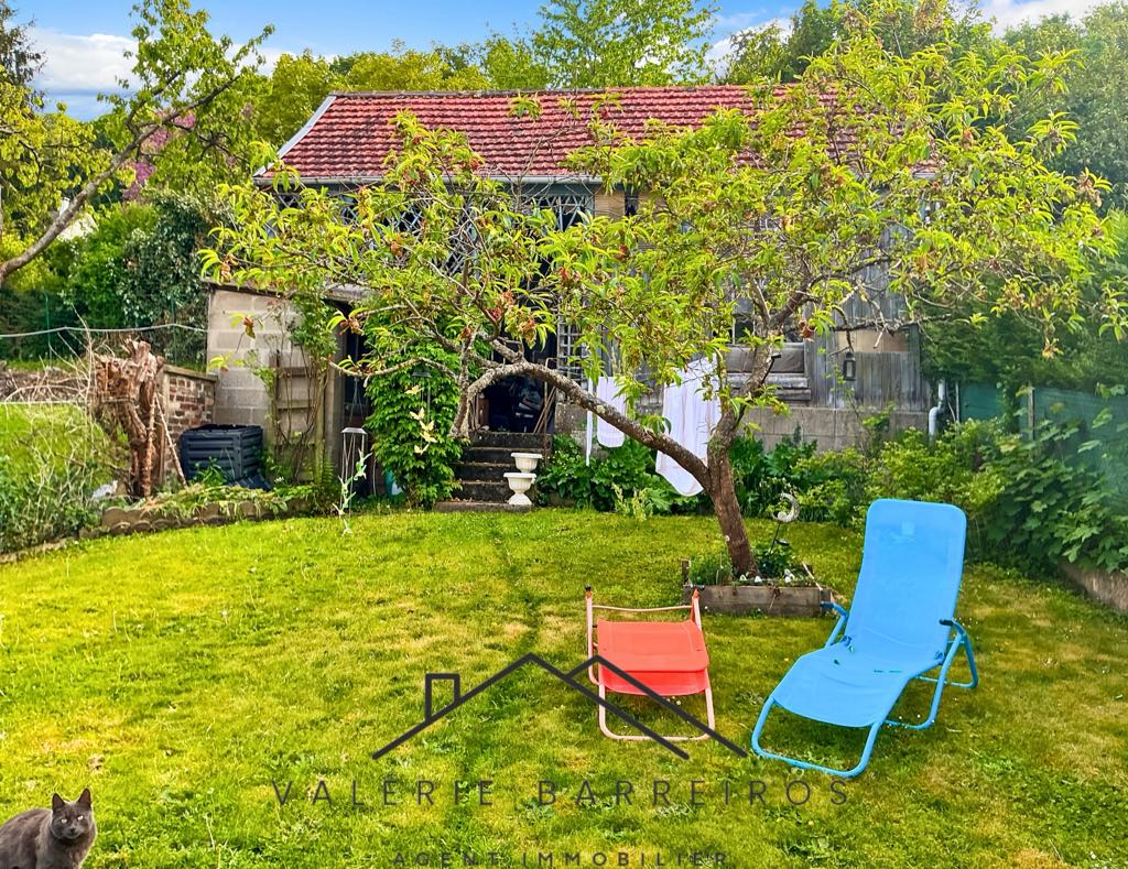 Photo Maison d'habitation à rénover avec garage image 5/6