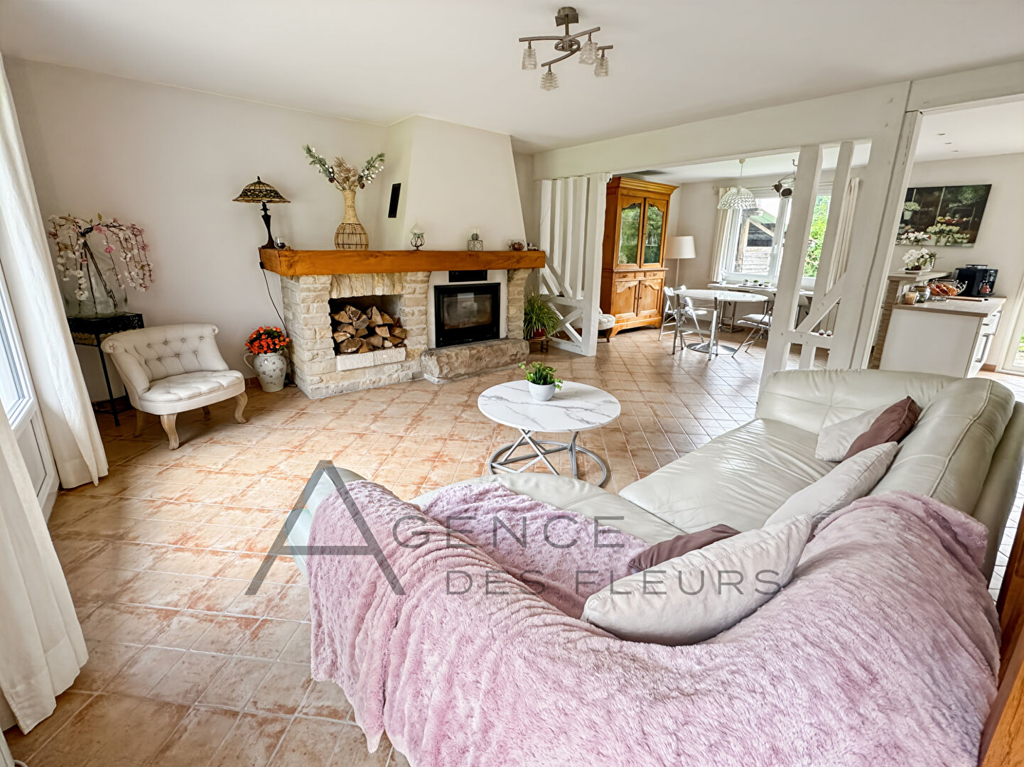 Photo Maison Brionne 6 pièce(s) 146 m2 image 4/6