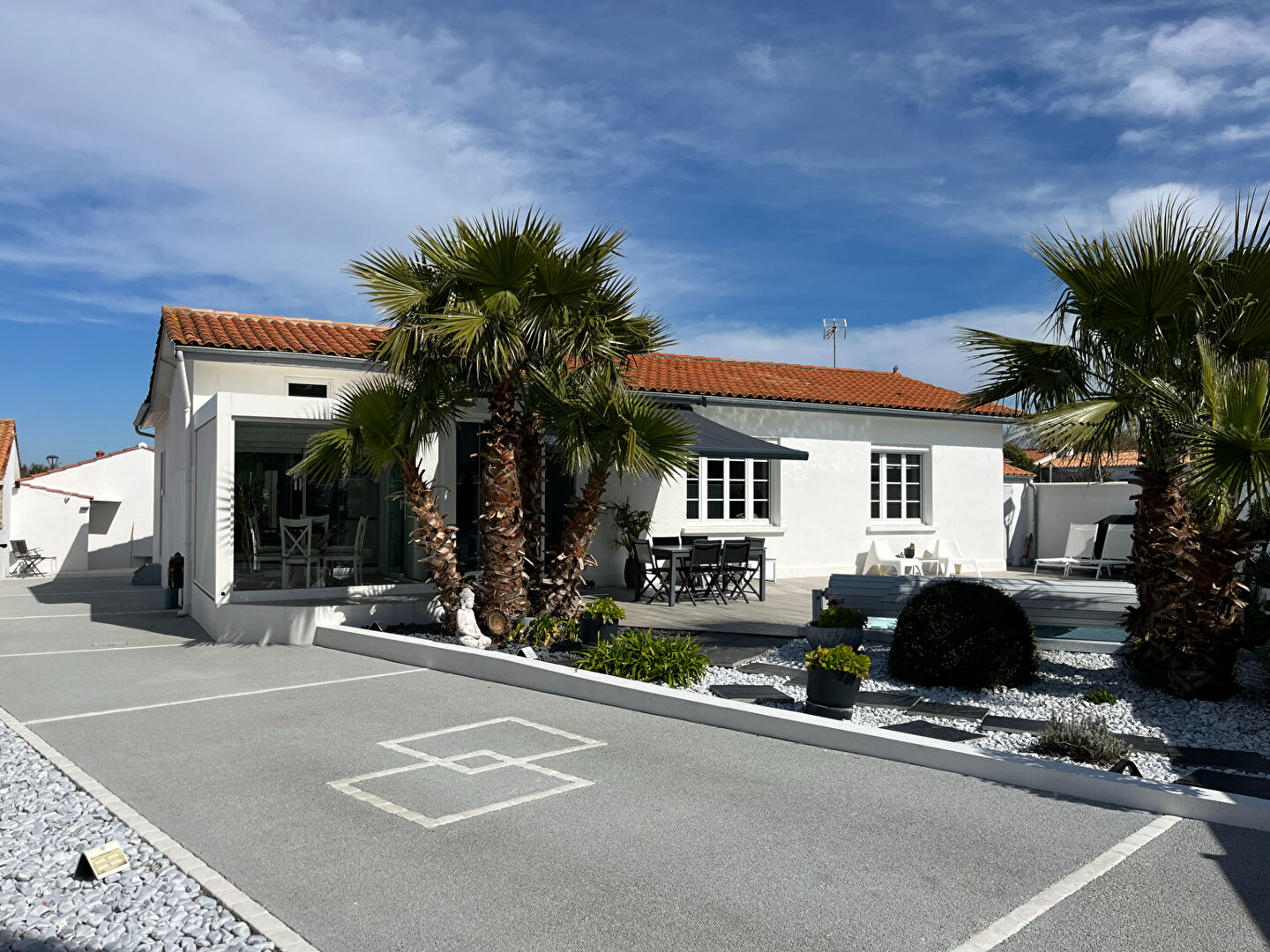 LE CHATEAU - INTRA -MUROS - 105 m²