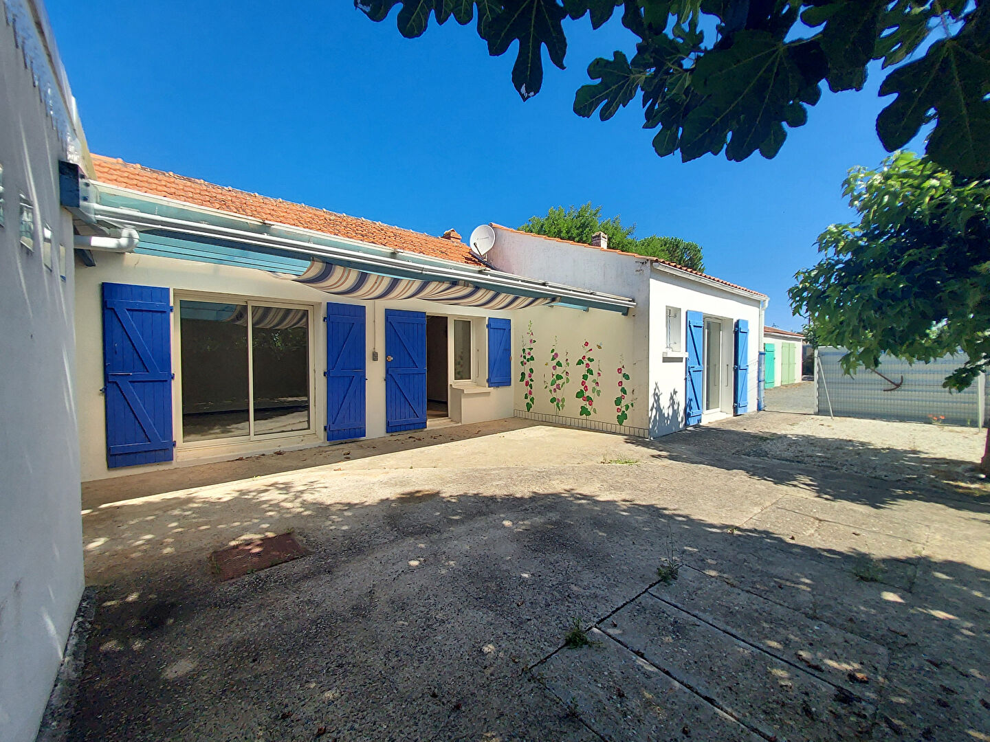 Photo Entre Le Château et Grand Village image 1/6