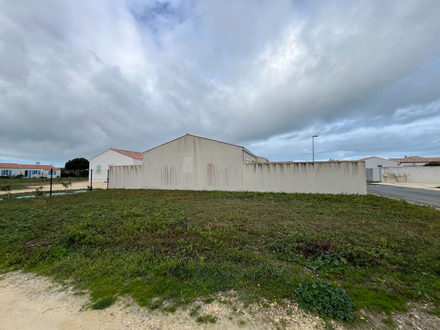 Photo Terrain à bâtir - 173 m² - Saint Denis D'Oléron image 2/3