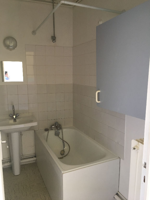 Photo ROUEN - Rue Eau de Robec - T1 d'environ 25m² image 4/4