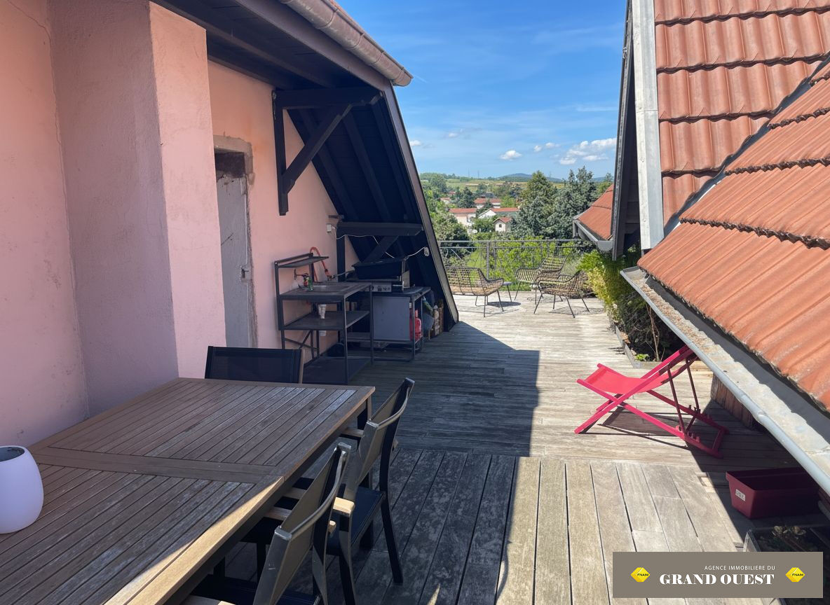 VENTE APPARTEMENT 6 PIECES LENTILLY